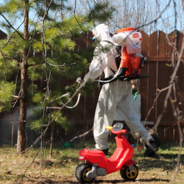 Обработка участка от клещей в Ульяновске?